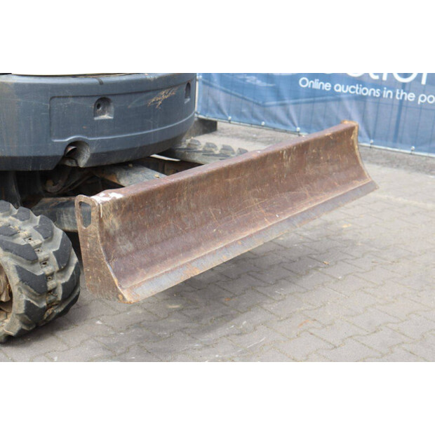 2017 BOBCAT E35-48979300