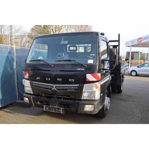 2019 MITSUBISHI Fuso-48979309