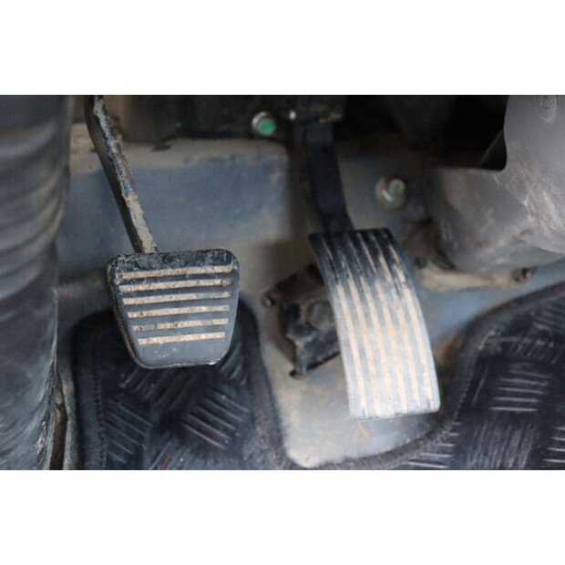 2019 MITSUBISHI Fuso-48979327