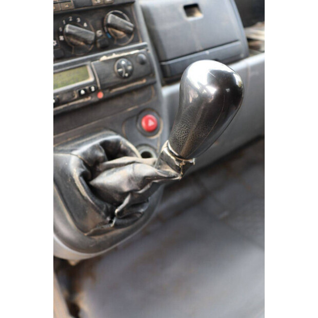 2000 ميتسوبيشي Fuso Canter 6C15-48979456