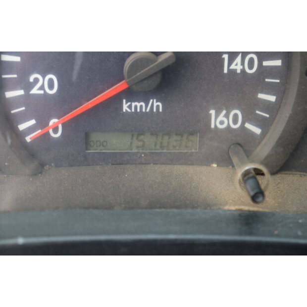 2000 ميتسوبيشي Fuso Canter 6C15-48979459