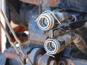 case-ih-585-48979528