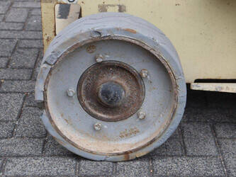 2011-jlg-3246es-1484294-48979557