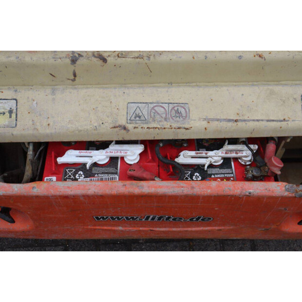 2011 جيه ال جي 3246ES-48979563