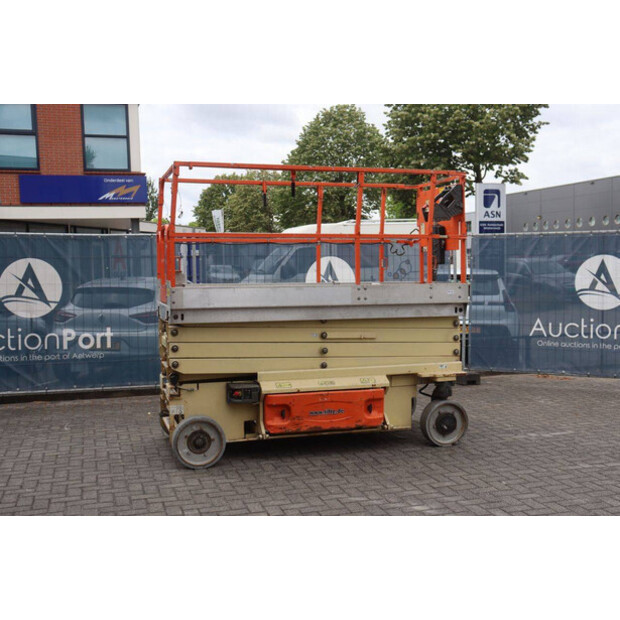 2011 JLG 3246 ES-48979592
