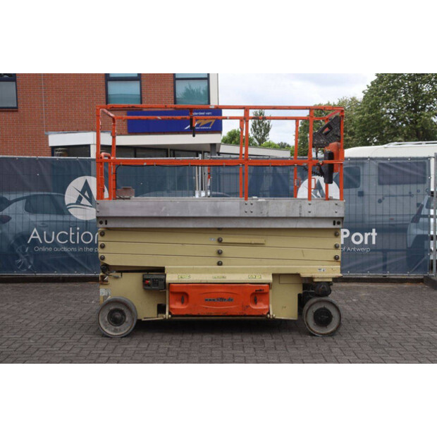 2011 JLG 3246 ES-48979640