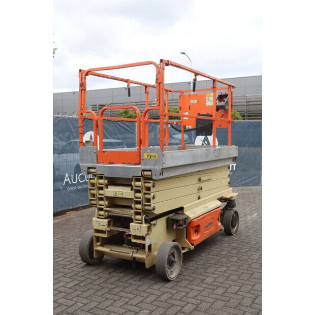 2011 JLG 3246 ES-48979647