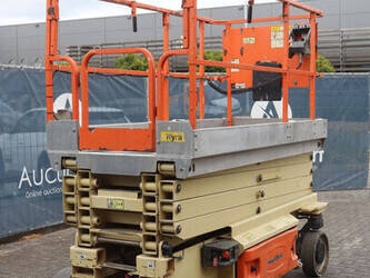 2011-jlg-3246-es-1484298-48979647