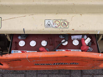 2011-jlg-3246-es-1484298-48979657