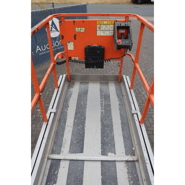 2011 JLG 3246 ES-48979658