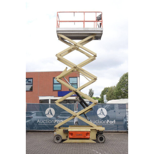 2011 JLG 3246 ES-48979661