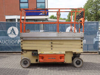2011-jlg-3246-es-1484300-48979676