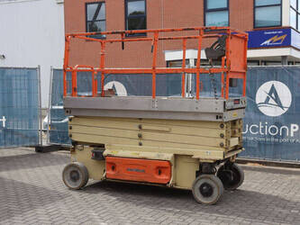 2011-jlg-3246-es-1484300-48979677
