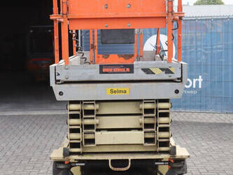 2011-jlg-3246-es-1484300-48979679