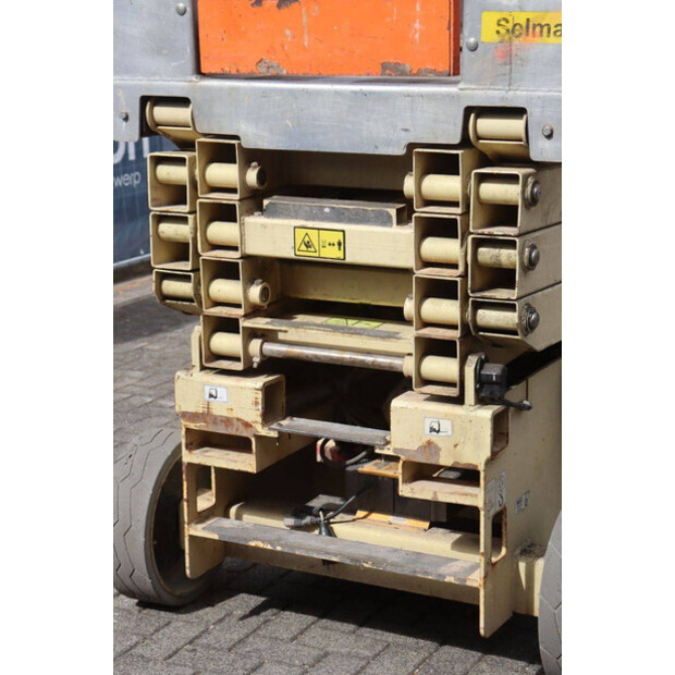 2011 JLG 3246 ES-48979685