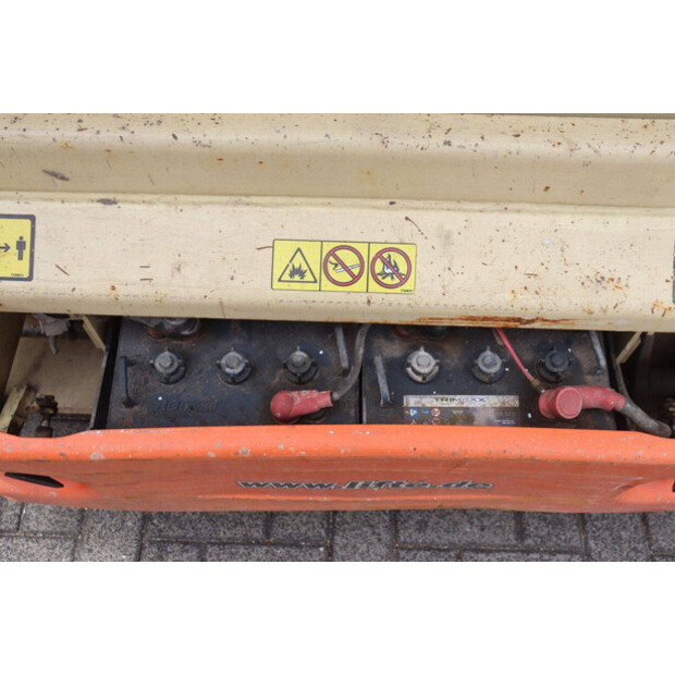 2011 JLG 3246 ES-48979691