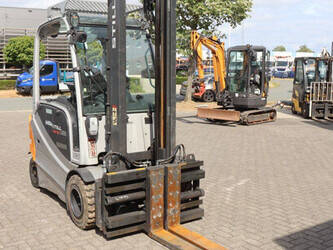 2015-still-rx-60-30l-48979704
