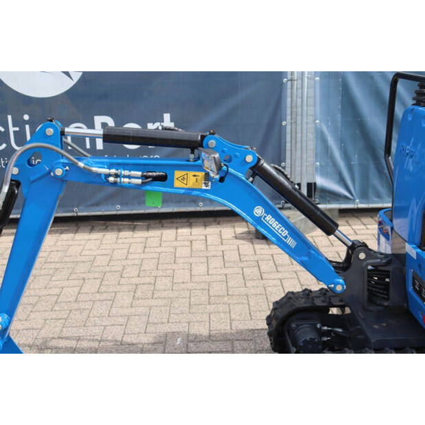 2025 Rippa R06-48979968
