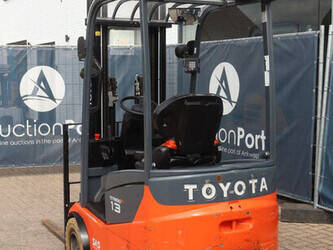 2021-toyota-traigo-24-48979995