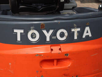 2021-toyota-traigo-24-48980010