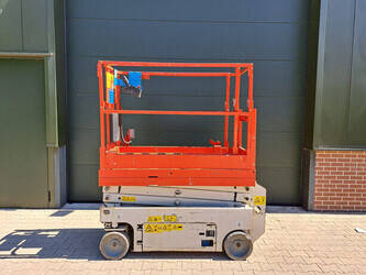 Image for SCISSOR LIFTS 2013 Genie GS1532