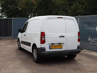 2009-peugeot-partner-1484320-48980211