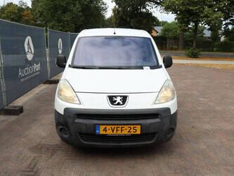 2009-peugeot-partner-1484320-48980215