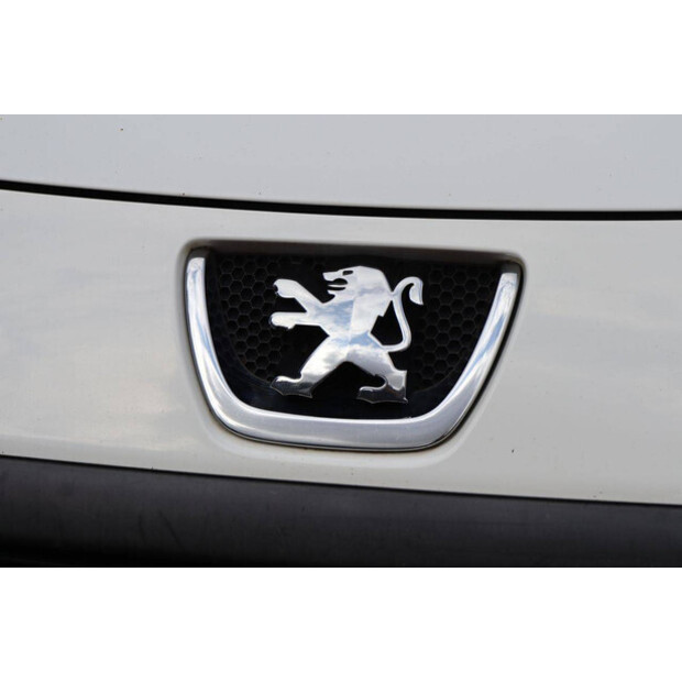 2009 Peugeot PARTNER-48980218