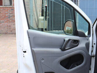 2009-peugeot-partner-1484320-48980224