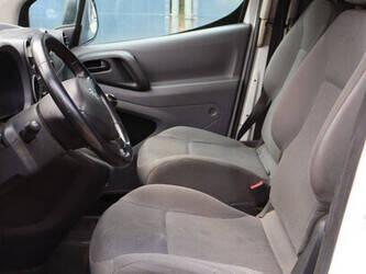 2009-peugeot-partner-1484320-48980225