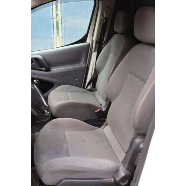 2009 Peugeot PARTNER-48980226