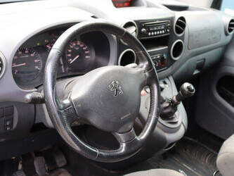 2009-peugeot-partner-1484320-48980227