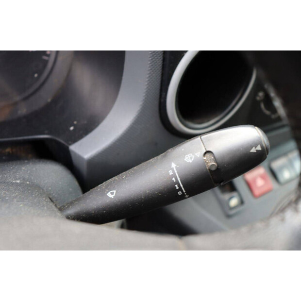 2009 Peugeot PARTNER-48980231