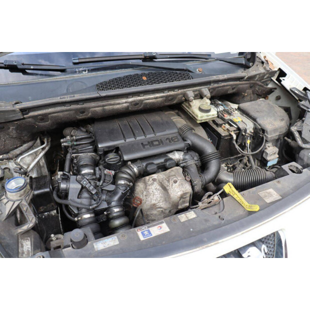 2009 Peugeot PARTNER-48980243