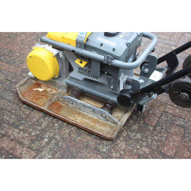 2019 Neuson Vibroplate AP2560e-48980359