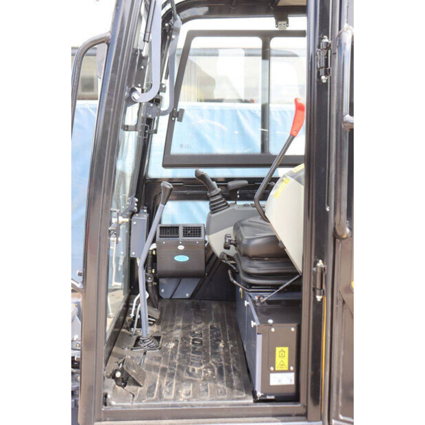 2020 Eurotrac SQ18A/HE18CP-48980460