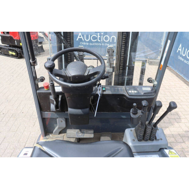 2017 Toyota 7FBEST13-48980526