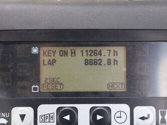 2013-toyota-8fbet15-1484337-48980709
