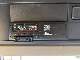 2014-daf-xf460-1484365-48981285