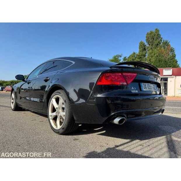 2014 أودي A7-48982980