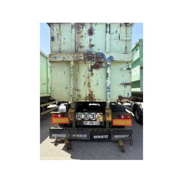 2011 Castera-48983019