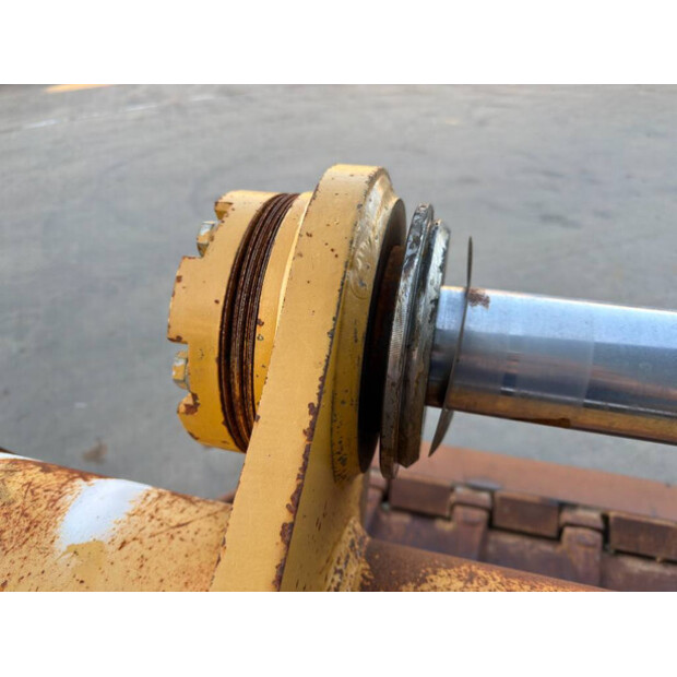 2023 Caterpillar 326F-48983347