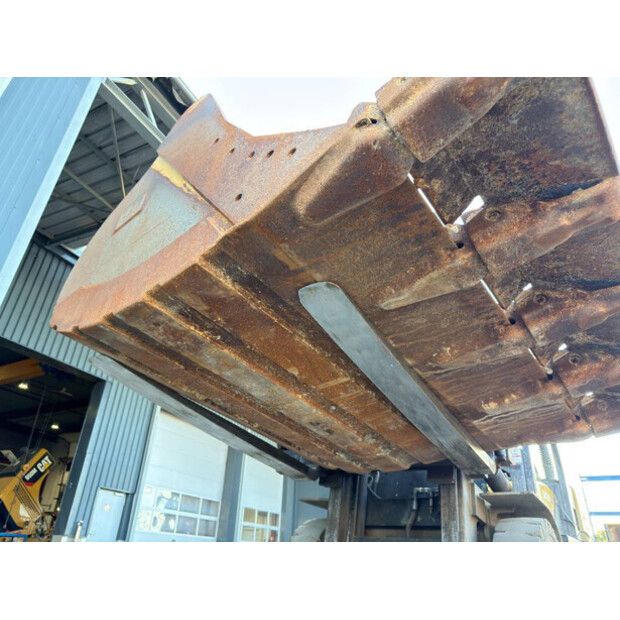 2023 Caterpillar 326F-48983350