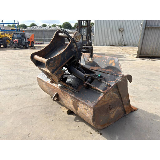 2015 Engcon S70-48983428