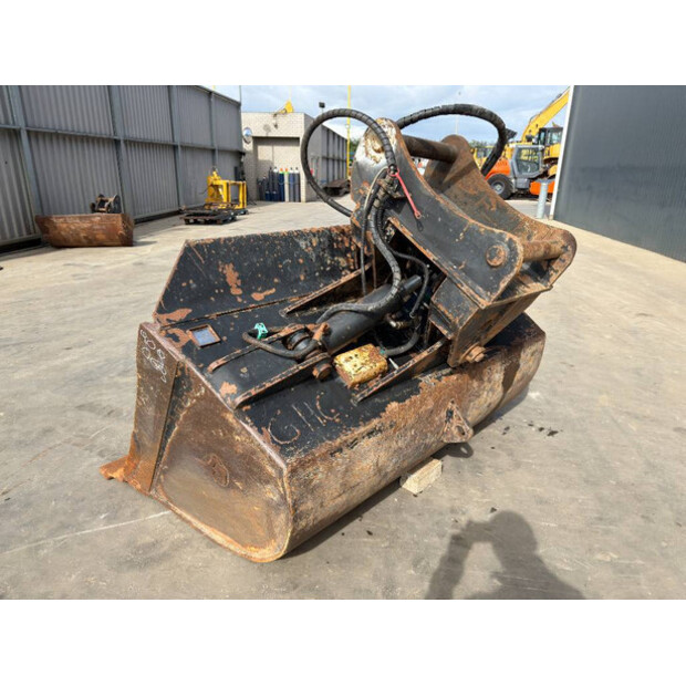 2015 Engcon S70-48983430