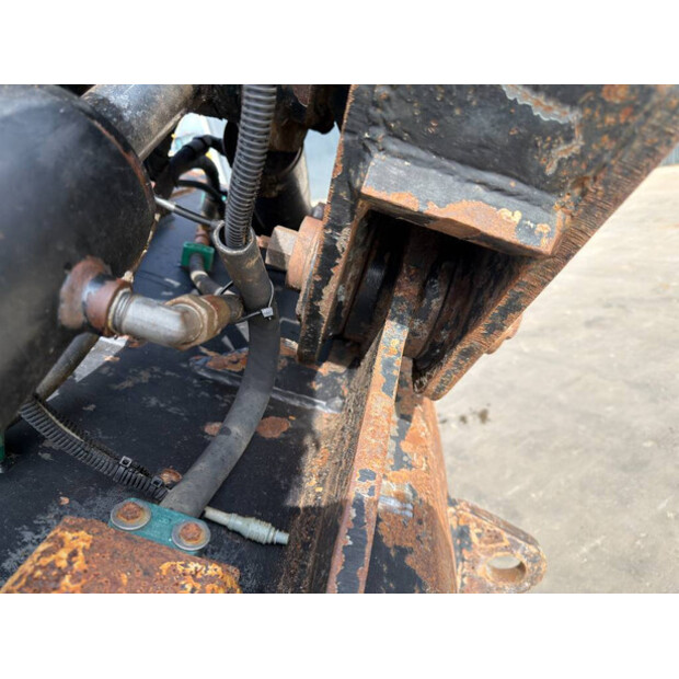 2015 Engcon S70-48983435