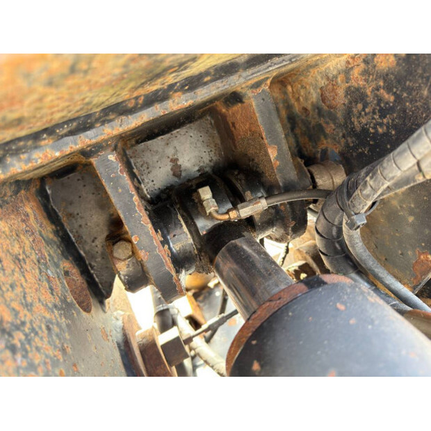 2015 Engcon S70-48983439