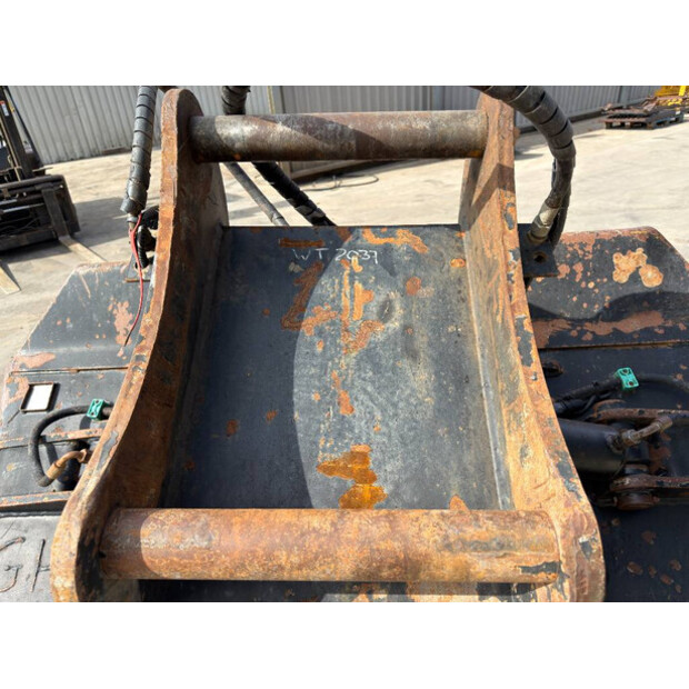 2015 Engcon S70-48983440