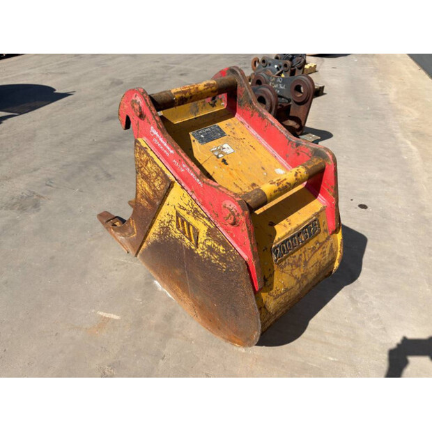 2020 OilQuick OQ65-48983464