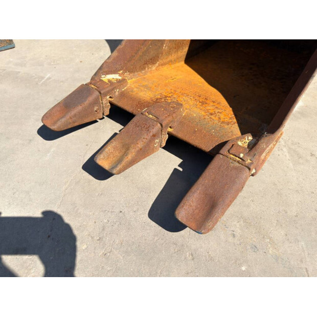 2020 OilQuick OQ65-48983468